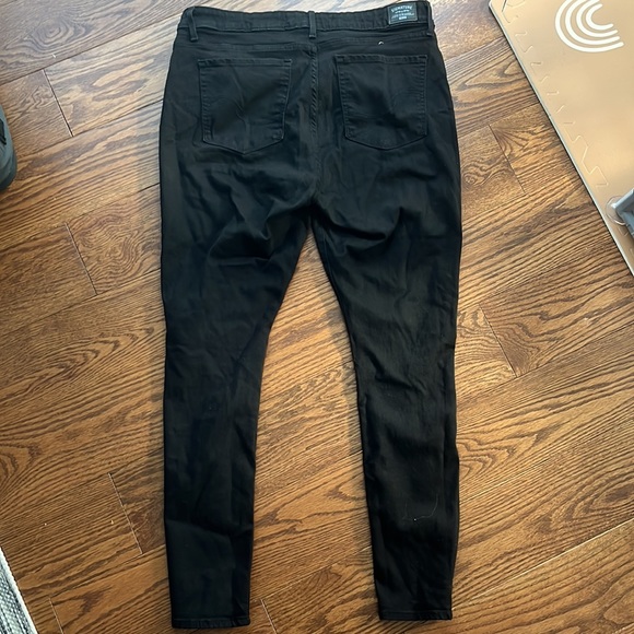 Signature by Levi Strauss Co. Black Jeans Gold Label Womens Shaping 16M - Picture 5 of 7